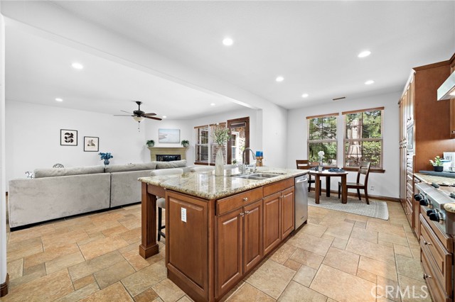 Detail Gallery Image 16 of 68 For 28 Drackert Ln, Ladera Ranch,  CA 92694 - 4 Beds | 3/1 Baths