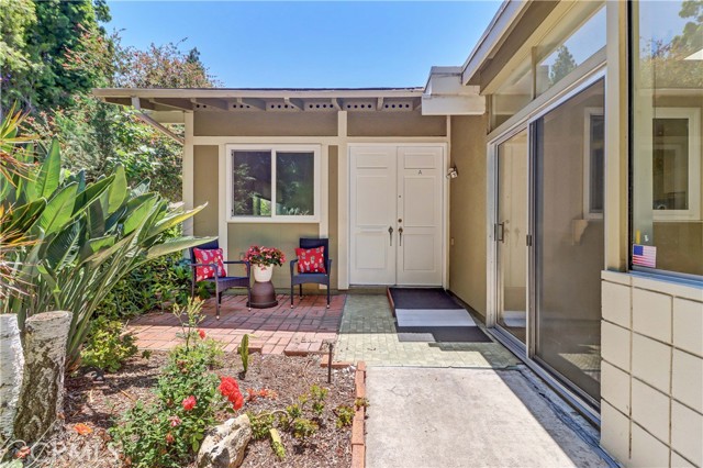 132 Ave Majorca #A, Laguna Woods, CA 92637