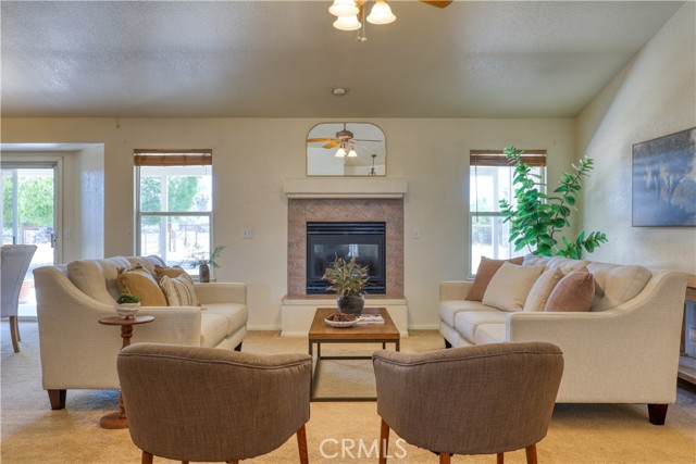6150 Champagne Lane, Paso Robles CA: https://media.crmls.org/medias/274e2036-ba1e-42e9-9523-417e12f83334.jpg