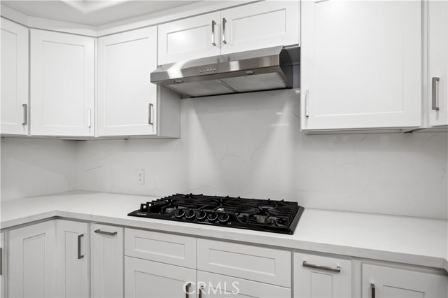 4259 Fulton Avenue, Sherman Oaks CA: https://media.crmls.org/medias/274e2ba9-8cec-4edc-98f1-609991cacd4b.jpg
