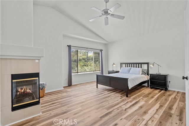 Detail Gallery Image 33 of 54 For 27360 Chesterfield Dr, Valencia,  CA 91354 - 4 Beds | 3 Baths