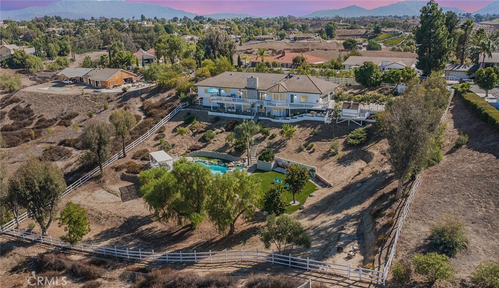 40175 Paseo Sereno