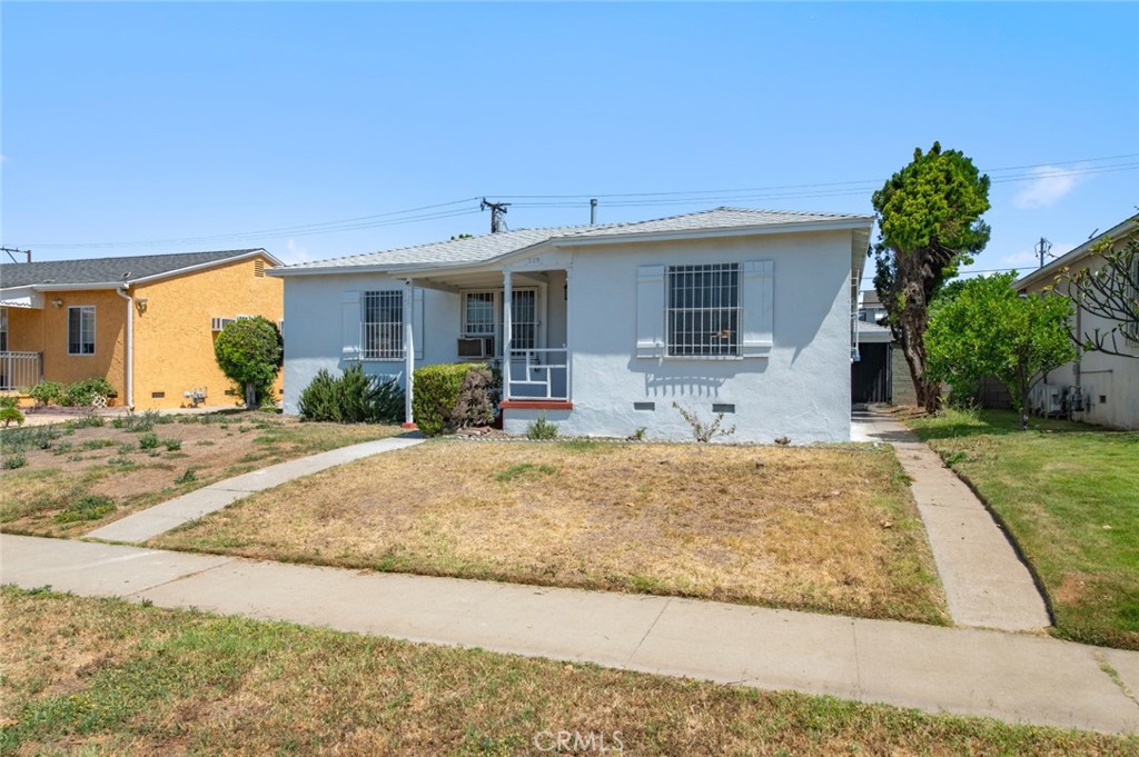 525 W Markland Drive