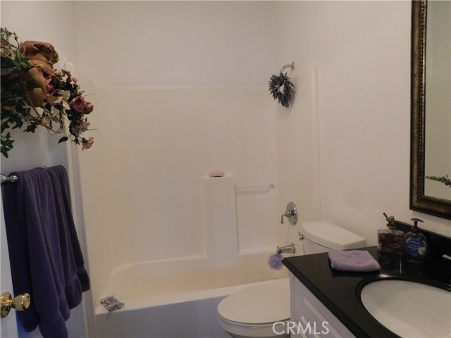 Detail Gallery Image 11 of 16 For 8934 Japatul Rd, Apple Valley,  CA 92308 - 2 Beds | 2/1 Baths