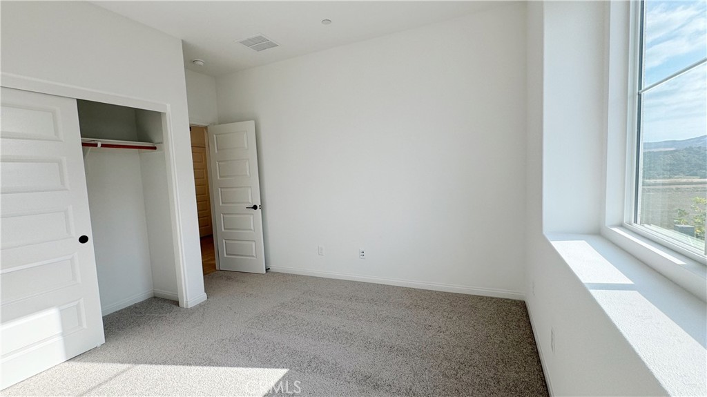 MLS #OC25206678 image #12