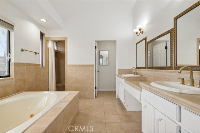 Detail Gallery Image 41 of 75 For 3808 E Summitridge Ln, Orange,  CA 92867 - 4 Beds | 3 Baths