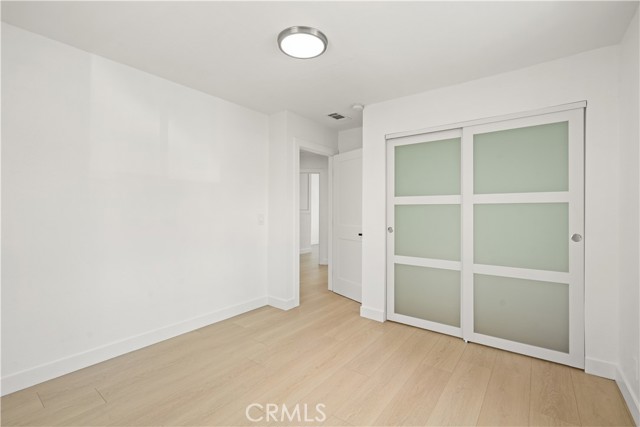 Detail Gallery Image 26 of 44 For 7010 Lennox Ave #C,  Van Nuys,  CA 91405 - 3 Beds | 2/1 Baths