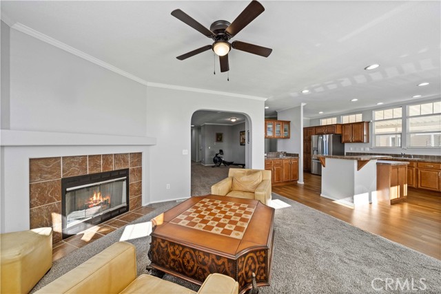 Detail Gallery Image 5 of 35 For 2107 Colleen Dr, Rosamond,  CA 93560 - 3 Beds | 2 Baths