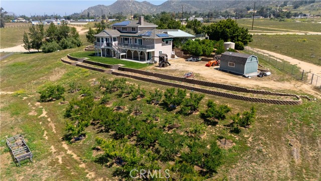 22475 Quail Call Drive, Moreno Valley CA: https://media.crmls.org/medias/27526050-cb3a-4a39-948b-267279f70428.jpg