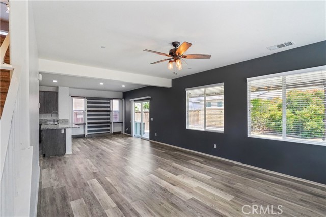 30012 Cottage Lane, Lake Elsinore CA: https://media.crmls.org/medias/2752a07f-88c4-4ae8-96ed-a0eb961efcd8.jpg