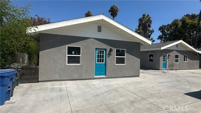 Detail Gallery Image 1 of 8 For 117 Owens, Pomona,  CA 91766 - 2 Beds | 1 Baths