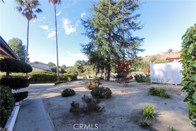 Detail Gallery Image 6 of 47 For 21833 Onawa Pl, Diamond Bar,  CA 91765 - 4 Beds | 2 Baths