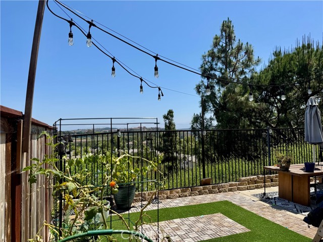 Detail Gallery Image 22 of 25 For 6 Lembogan Ct, Aliso Viejo,  CA 92656 - 3 Beds | 2/1 Baths