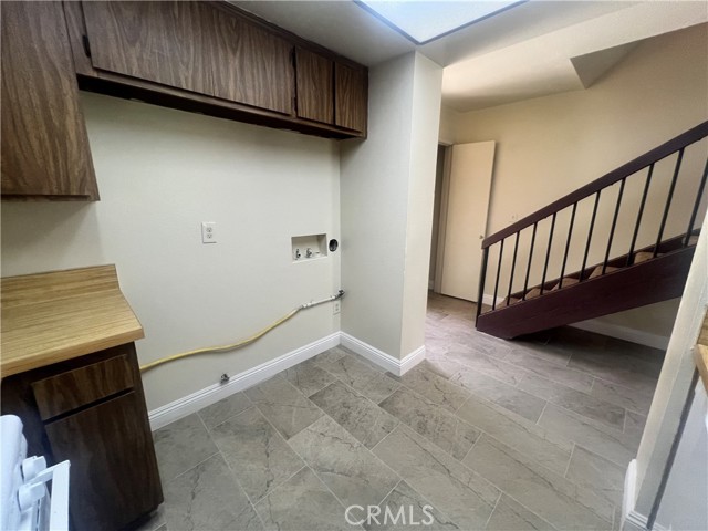 936 Fairway Drive, Colton CA: https://media.crmls.org/medias/2756322e-a02b-46f0-a016-c59a0fc701ea.jpg