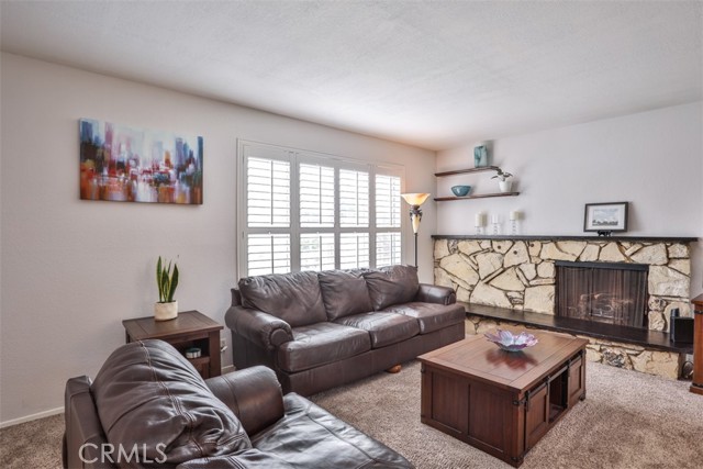 Detail Gallery Image 9 of 50 For 321 Blossom, Brea,  CA 92821 - 5 Beds | 2/1 Baths