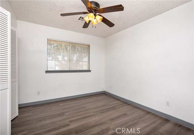 Detail Gallery Image 18 of 34 For 10416 Peach Ave, California City,  CA 93505 - 3 Beds | 2 Baths