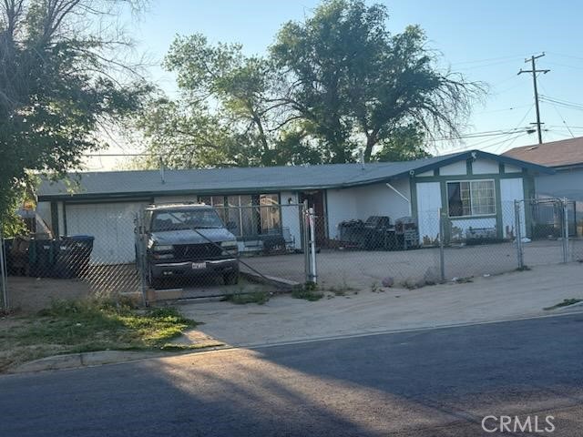 Detail Gallery Image 3 of 11 For 21207 Kenniston, California City,  CA 93505 - 3 Beds | 1 Baths