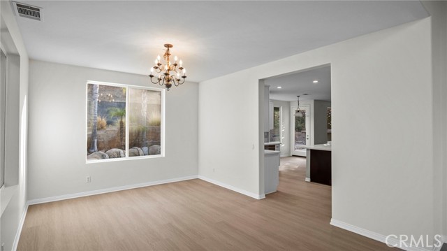 Detail Gallery Image 8 of 47 For 1728 Tamarron Dr, Corona,  CA 92883 - 4 Beds | 3/1 Baths