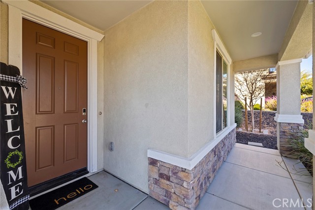 Detail Gallery Image 4 of 75 For 29567 Laredo Cir, Menifee,  CA 92584 - 5 Beds | 3 Baths