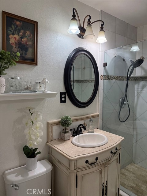 Detail Gallery Image 8 of 11 For 4552 Los Toros, Pico Rivera,  CA 90660 - 2 Beds | 1 Baths