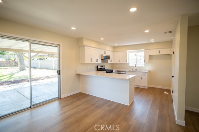 Detail Gallery Image 6 of 30 For 11146 Gramercy, Riverside,  CA 92505 - 3 Beds | 2 Baths