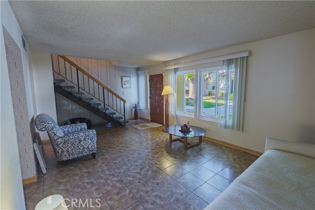 9567 Karmont Avenue photo 6