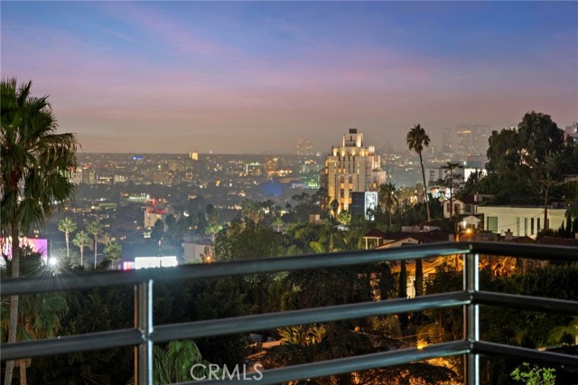 Detail Gallery Image 31 of 35 For 8246 Woodshill Trl, Los Angeles,  CA 90069 - 5 Beds | 5 Baths