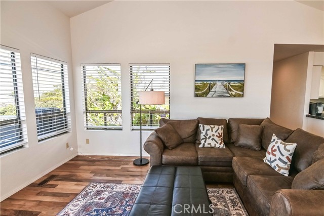Detail Gallery Image 4 of 43 For 3287 Ocean Blvd, Cayucos,  CA 93430 - 2 Beds | 2 Baths