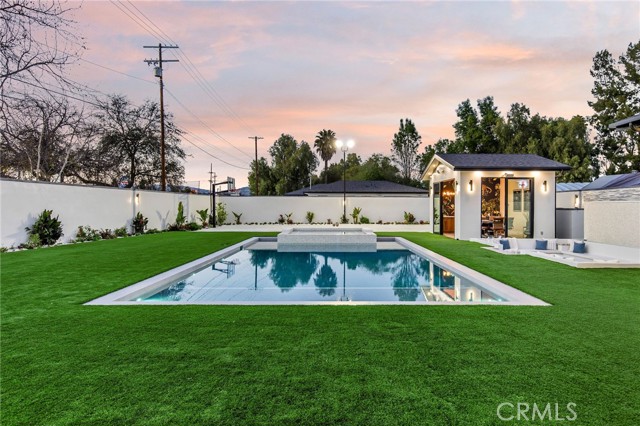 Detail Gallery Image 69 of 75 For 22745 Califa St, Woodland Hills,  CA 91367 - 5 Beds | 4 Baths