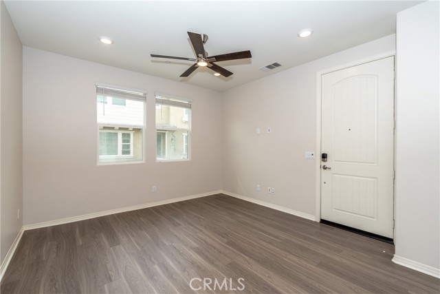 Detail Gallery Image 18 of 36 For 16028 Voyager Ave, Chino,  CA 91708 - 3 Beds | 2/1 Baths