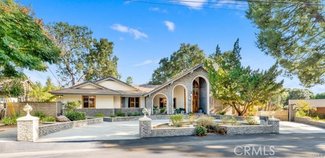 Detail Gallery Image 1 of 73 For 1146 Sandhurst Ln, La Verne,  CA 91750 - 6 Beds | 4 Baths