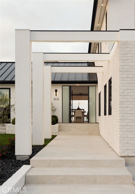 Detail Gallery Image 6 of 72 For 919 Sandcastle R, Corona Del Mar,  CA 92625 - 5 Beds | 4 Baths