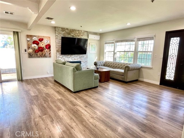 Detail Gallery Image 6 of 33 For 537 Diamond St St, Monrovia,  CA 91016 - 4 Beds | 4 Baths