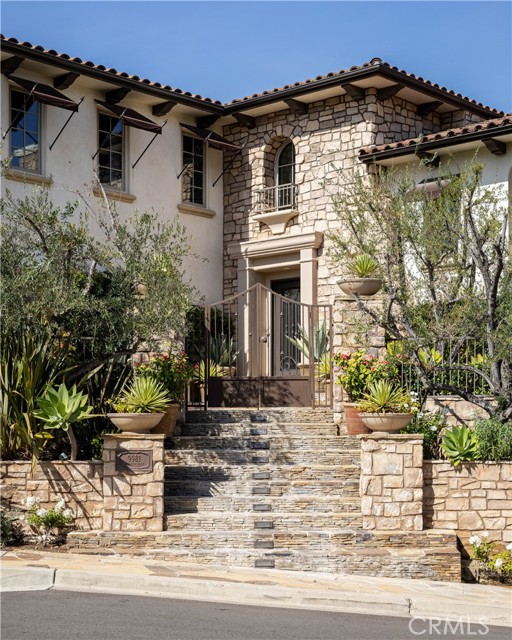 Detail Gallery Image 16 of 33 For 9981 Foxrun Rd, North Tustin,  CA 92705 - 7 Beds | 7/1 Baths