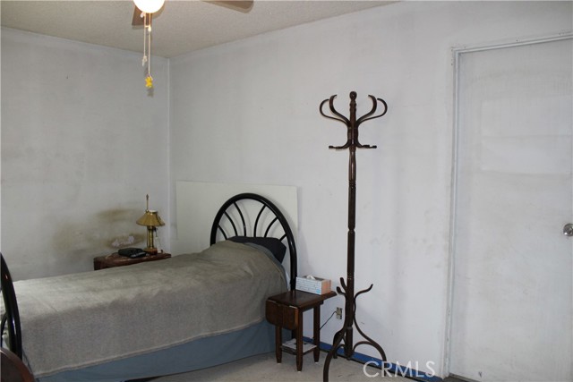 14430 Dinard Avenue, Norwalk CA: https://media.crmls.org/medias/275e2429-c342-4c74-86a9-189e4949efad.jpg