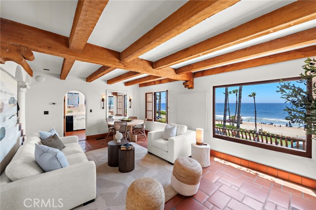 606 Avenida Victoria, San Clemente CA: https://media.crmls.org/medias/2760052d-0b15-42c8-b695-e96b5645700f.jpg