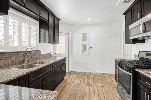 Detail Gallery Image 14 of 31 For 5907 Rockne Ave, Whittier,  CA 90606 - 2 Beds | 1 Baths