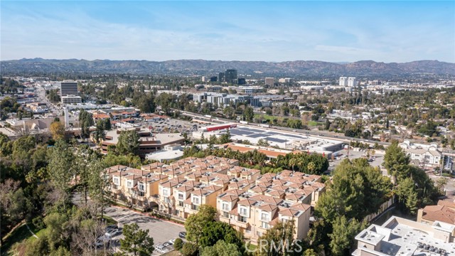Detail Gallery Image 64 of 64 For 5220 #228 Premiere Hills Cir #228,  Woodland Hills,  CA 91364 - 2 Beds | 2/1 Baths