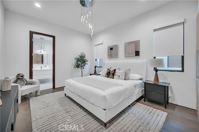 332 Avenue E, Redondo Beach, California 90277, 5 Bedrooms Bedrooms, ,6 BathroomsBathrooms,Residential,For Sale,Avenue E,SB26070979