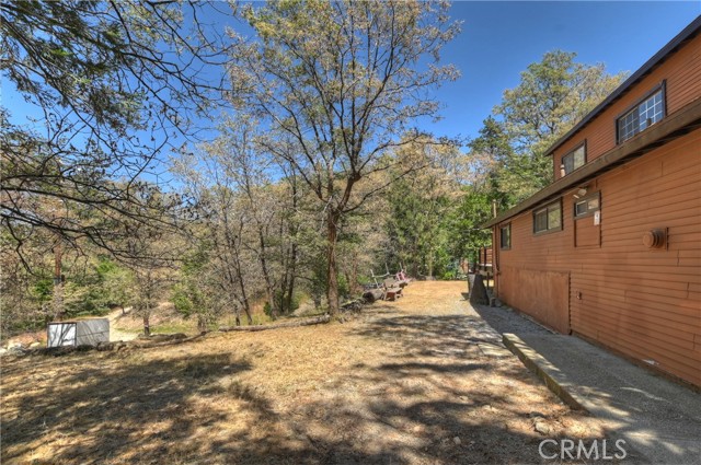 Detail Gallery Image 37 of 48 For 27618 Weirwood Dr, Lake Arrowhead,  CA 92352 - 3 Beds | 2/2 Baths