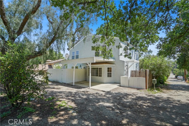 6143 Wisteria Street photo 1