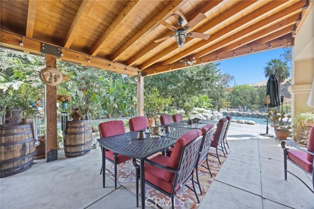 Detail Gallery Image 22 of 75 For 14025 Yokuts, Bakersfield,  CA 93306 - 4 Beds | 5 Baths