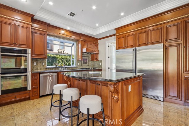 Detail Gallery Image 19 of 68 For 1117 Encanto Dr, Arcadia,  CA 91007 - 6 Beds | 6/1 Baths