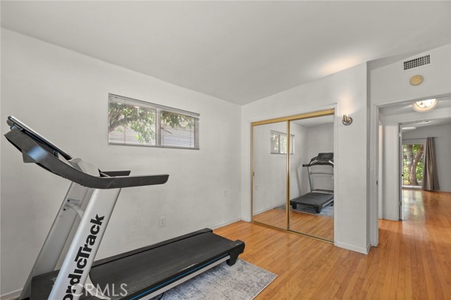 Detail Gallery Image 18 of 37 For 17156 Bullock St, Encino,  CA 91316 - 3 Beds | 2 Baths