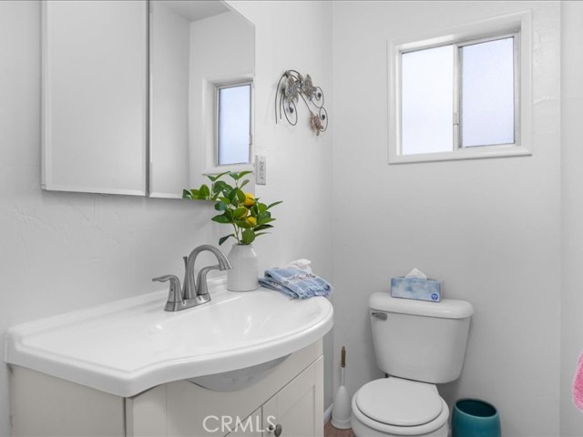 2770 Orville Avenue, Cayucos CA: https://media.crmls.org/medias/2763e2d7-7e28-44a6-ab94-0d6f9149663c.jpg