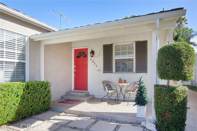 Detail Gallery Image 3 of 36 For 4856 Riverton Ave, North Hollywood,  CA 91601 - 2 Beds | 2 Baths