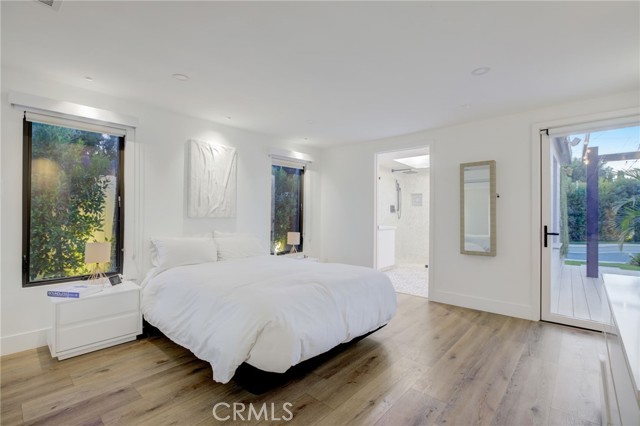 Detail Gallery Image 53 of 72 For 8161 Encino Ave, Northridge,  CA 91325 - 4 Beds | 3 Baths