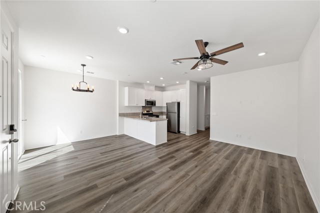 Detail Gallery Image 2 of 35 For 24131 Tuscany Avenue #1305,  Murrieta,  CA 92562 - 3 Beds | 2/1 Baths