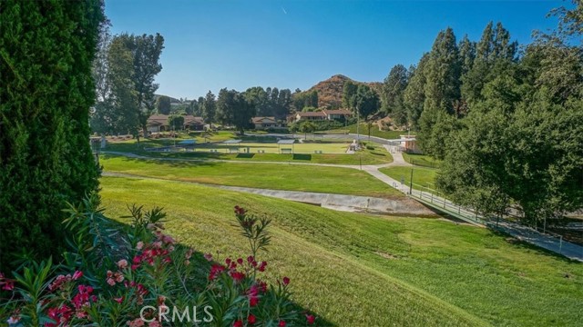 Detail Gallery Image 15 of 19 For 26352 Oak Plain Dr a,  Newhall,  CA 91321 - 2 Beds | 2 Baths