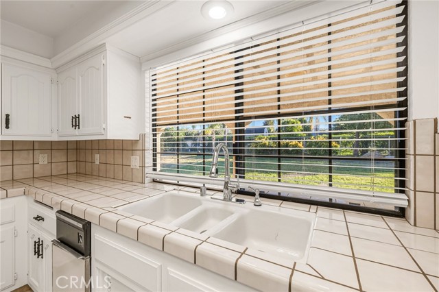 Detail Gallery Image 28 of 75 For 43041 Mayberry, Hemet,  CA 92544 - 5 Beds | 3 Baths